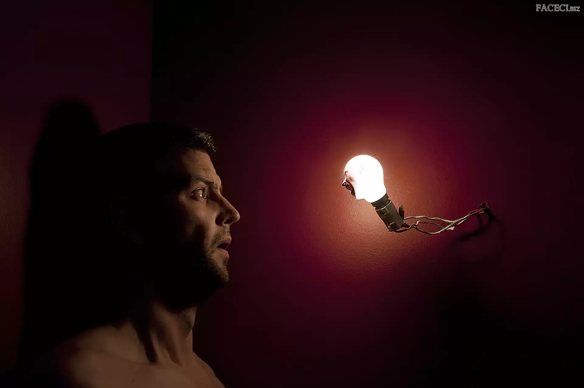 Mężczyzna, Żarówka